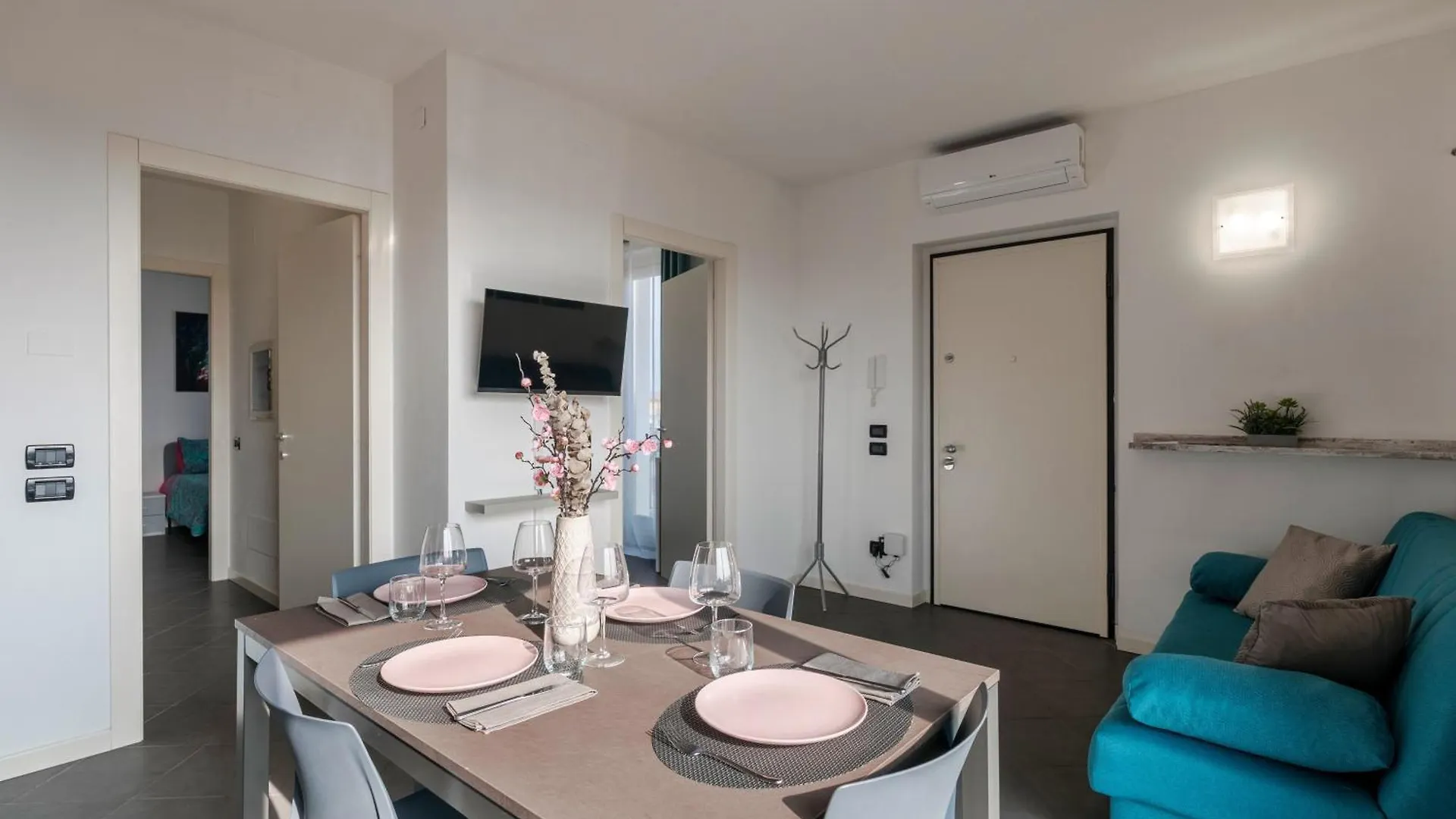 Design & Relax Sul Lago Di Garda Montinelle Daire