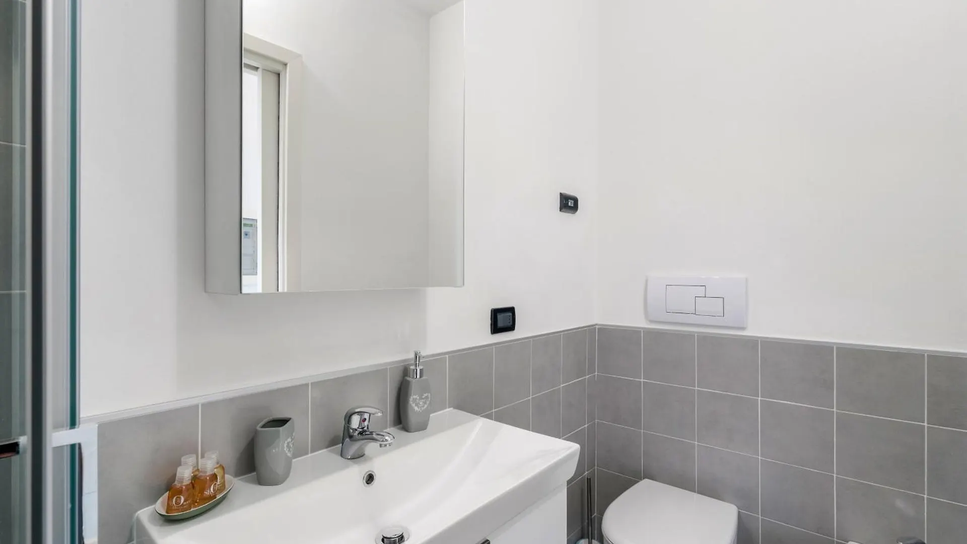 Design & Relax Sul Lago Di Garda Montinelle Daire