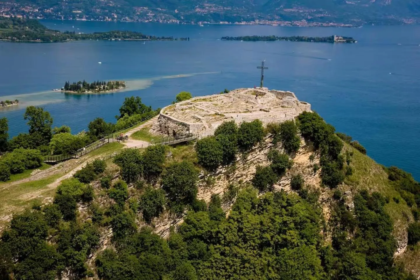 Design & Relax Sul Lago Di Garda Montinelle