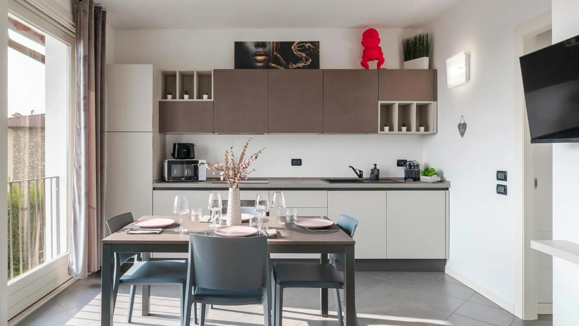 Design & Relax Sul Lago Di Garda Montinelle Daire